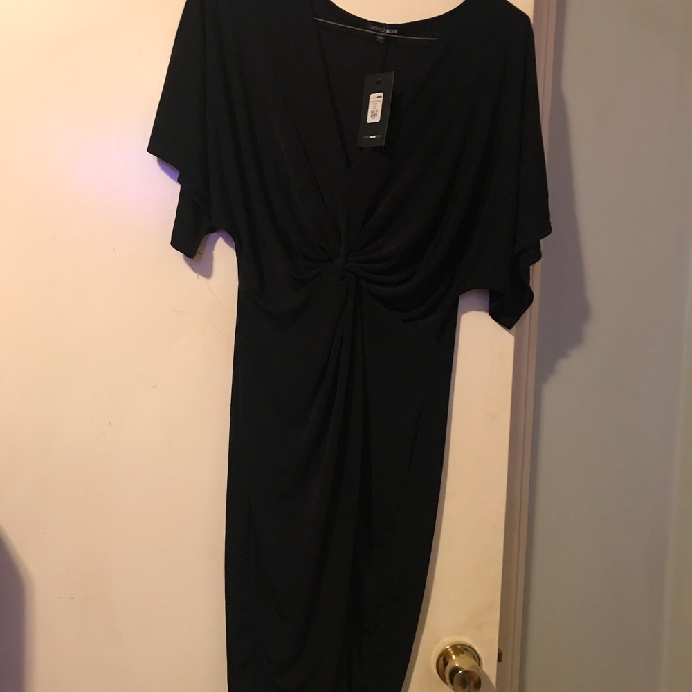 1x dress for women!! Great for parties!!! Fashion nova dress!! Never worn!! NWT